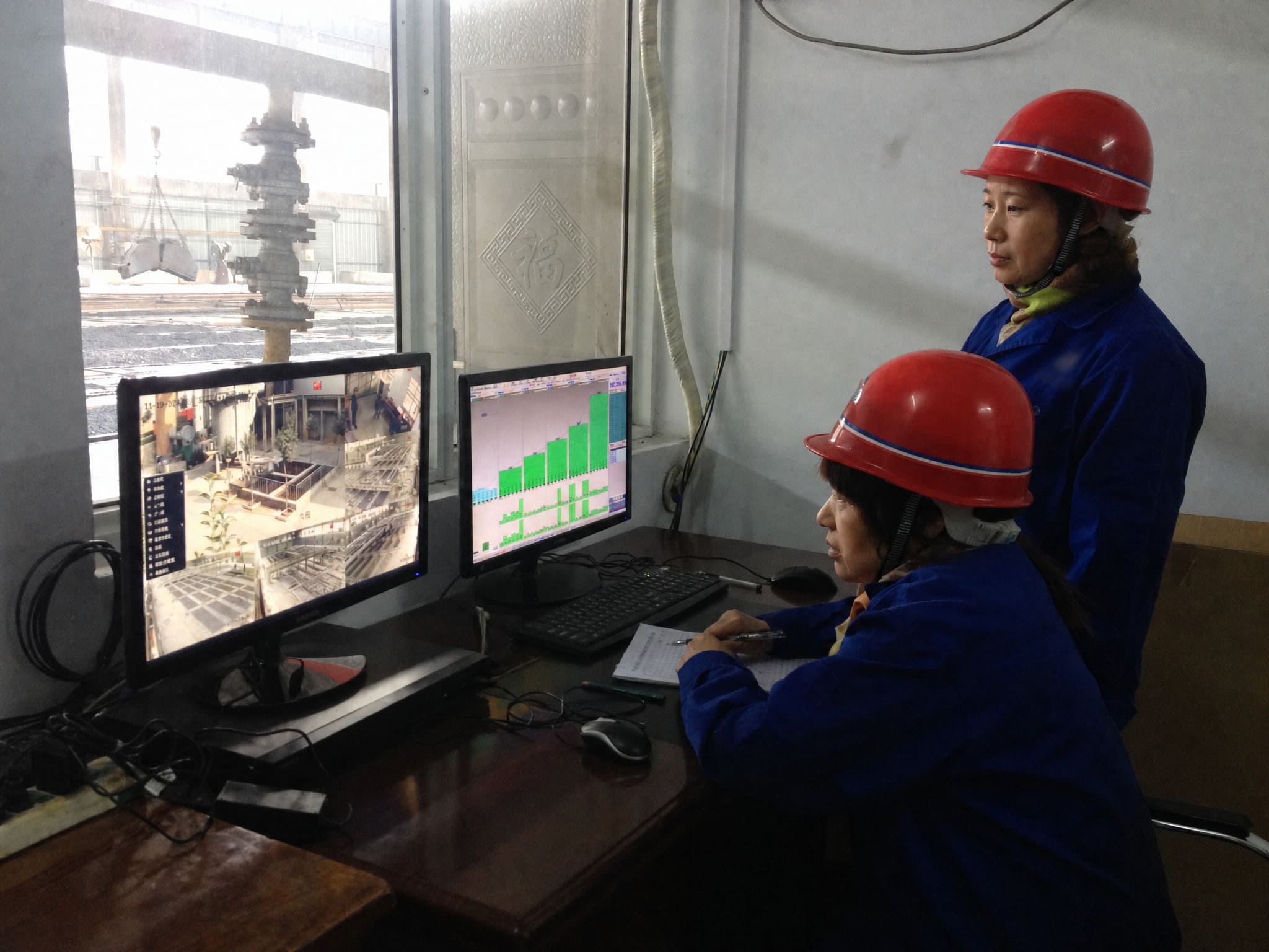 Industrial carbon brick manufacturing