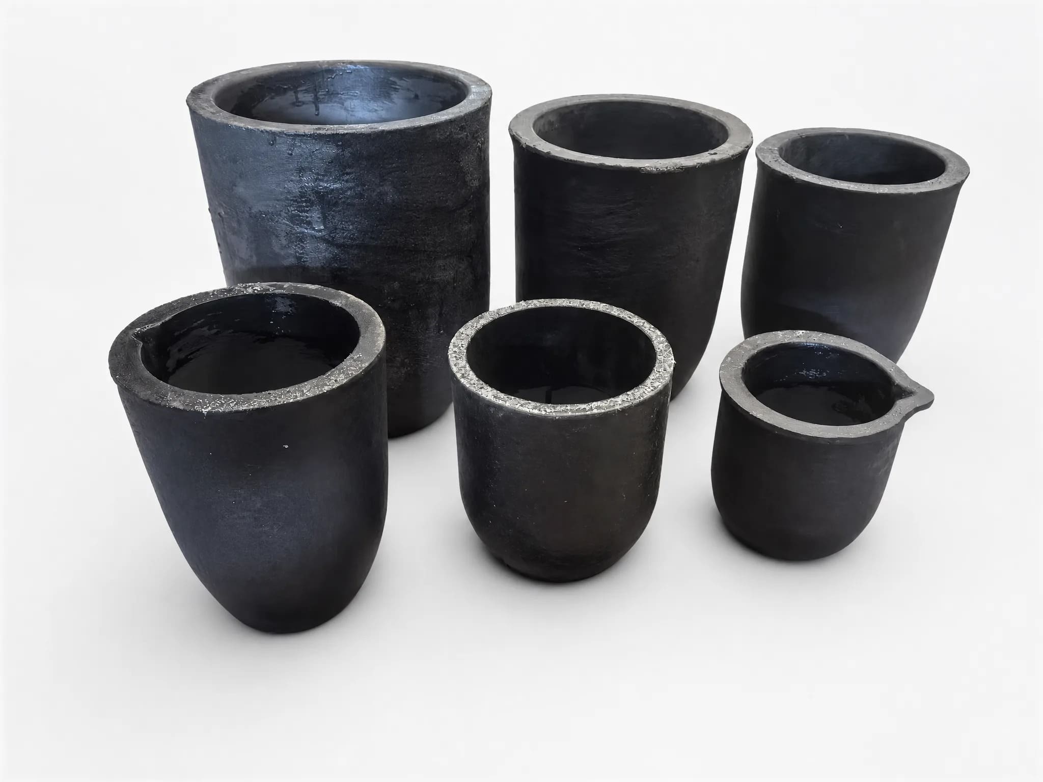 Clay graphite crucible